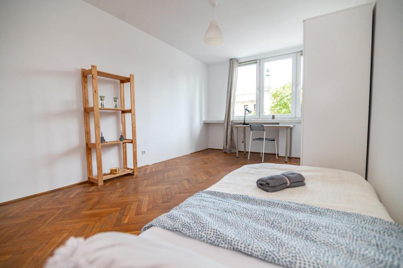Regem Pokoje Nowogrodzka Varšava Exteriér fotografie